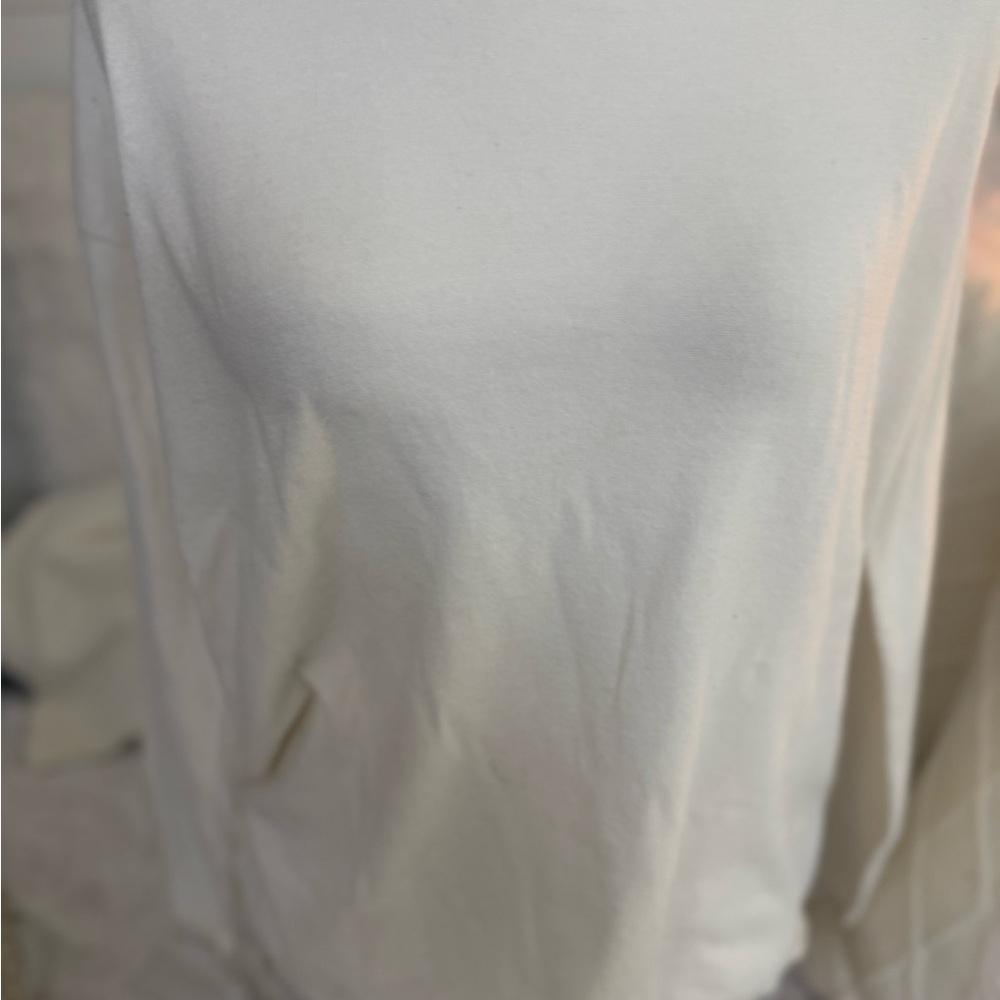 Elegant White Women's Sweater - Picture 6 of 10